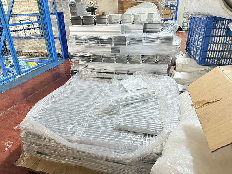 铝制品